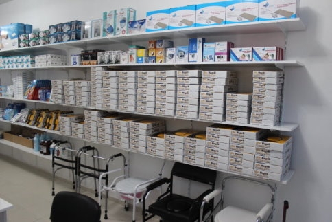 Akyazı'nın sağlık sektöründe ihtiyaç duyduğu medikal market açıldı.!!!