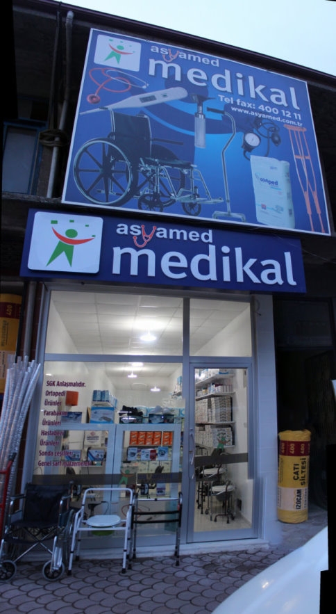 Akyazı'nın sağlık sektöründe ihtiyaç duyduğu medikal market açıldı.!!!