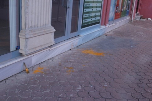 Boyama Yaparken Merdivenden Düşerek Yaralandı