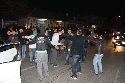 Böyle Olur Romanların Asker Uğurlaması