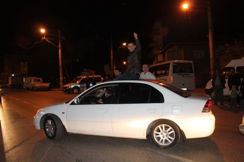 Böyle Olur Romanların Asker Uğurlaması