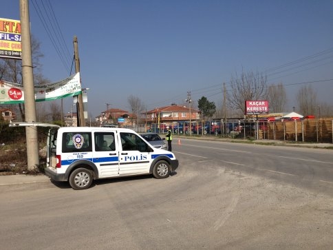 Emniyet İşi Sıkı Tutuyor