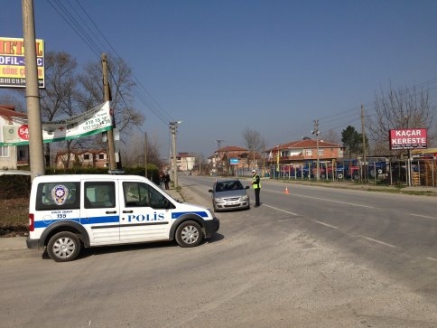 Emniyet İşi Sıkı Tutuyor