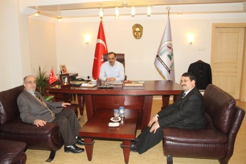 Akyazı Belediye Başkanı Yaşar Yazıcı Ve Öğrenciler  Umre’den Döndü