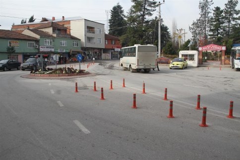 KÜÇÜCEK’E YENİ BİR KAVŞAK KAZANDIRILDI