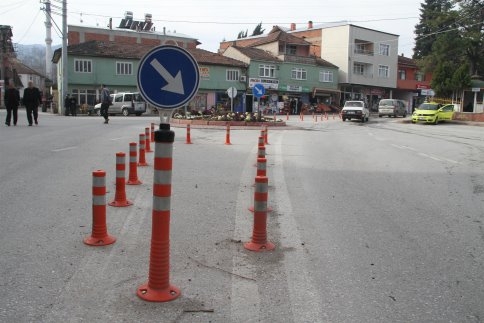 KÜÇÜCEK’E YENİ BİR KAVŞAK KAZANDIRILDI