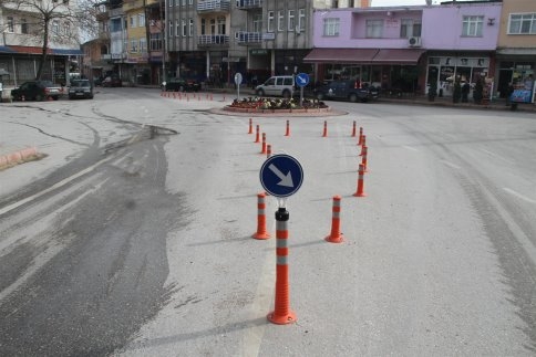 KÜÇÜCEK’E YENİ BİR KAVŞAK KAZANDIRILDI