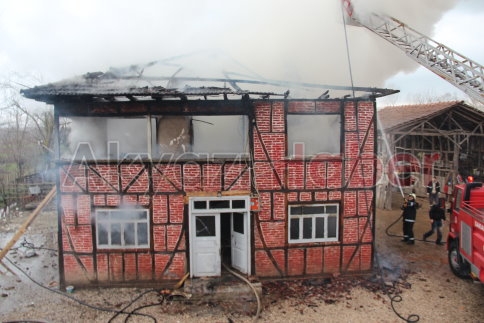 Eski Bedil'de Yangın !