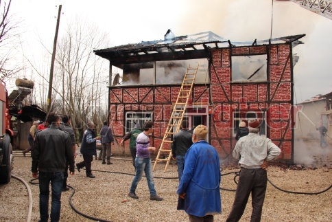 Eski Bedil'de Yangın !