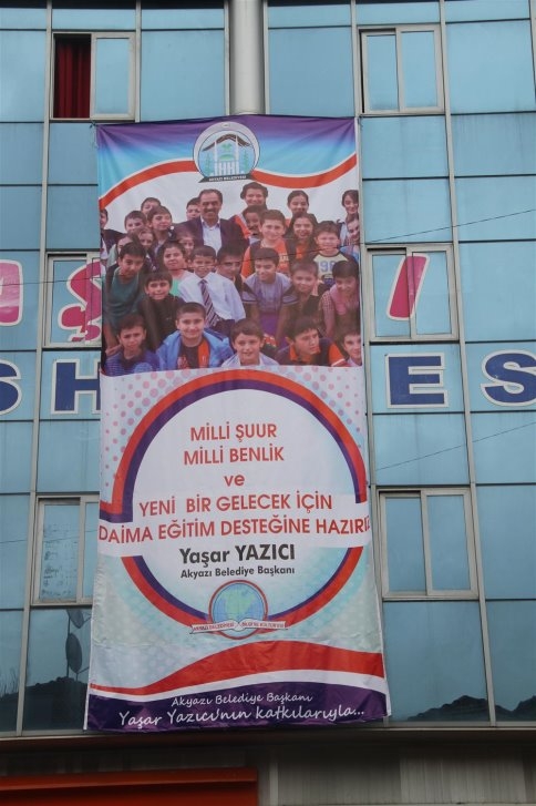 Akyazı’da 6000 Öğrencinin Sınav Maratonu Devam Ediyor