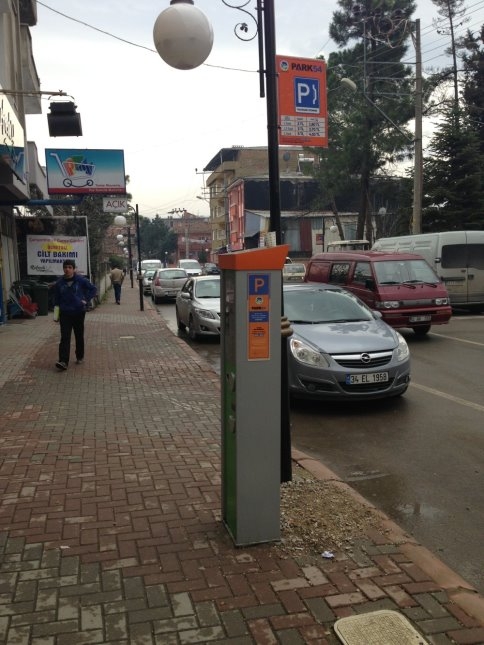 Hacıoğlu Sokak da Parkomatlı oldu . 