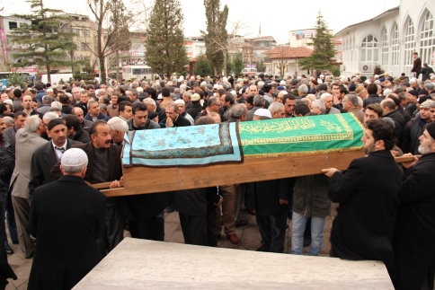 Vefat Mehmet Sarı’nın Annesi