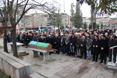 Vefat Mehmet Sarı’nın Annesi