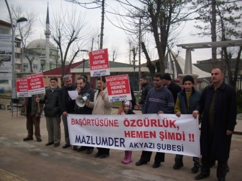 316. Başörtüsüne Özgürlük Basın Açıklaması