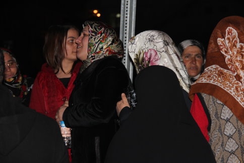 Hastane Mahesinde Seyir halindeki Jeep Yandı