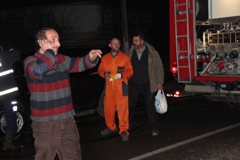 Hastane Mahesinde Seyir halindeki Jeep Yandı