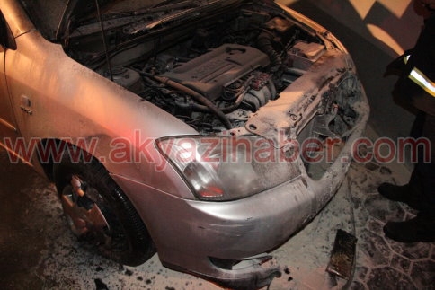 Fabrikatör İş Adamının otomobili kundaklandı