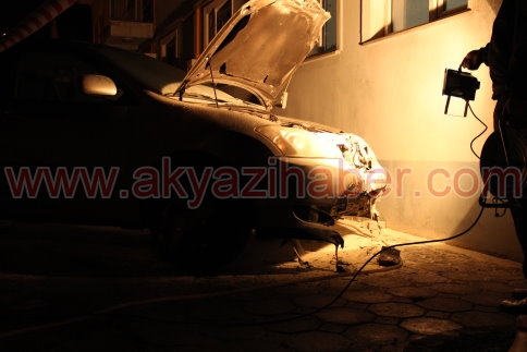 Fabrikatör İş Adamının otomobili kundaklandı