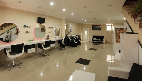 Sinan Uluköylü Sağlık Moda ve Sanat Merkezi Açıldı.