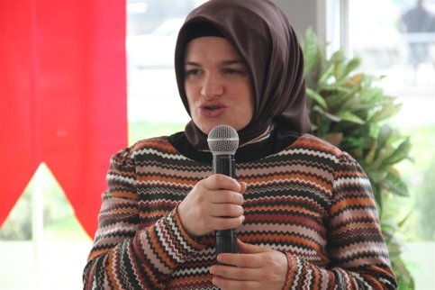 Akyazı’da 08 Mart Dünya Kadınlar Günü Bayan Esnaf İle Başladı…