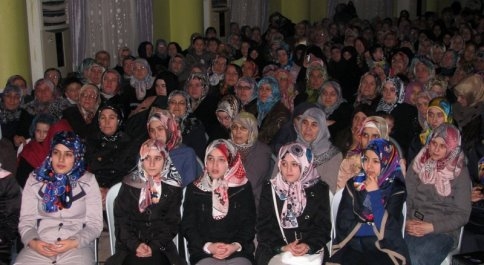 Keremali Derneğinden Kur-an Ziyafeti 