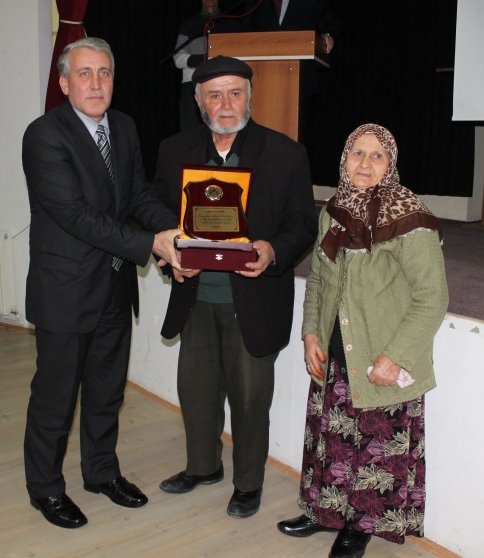 Oya Bezi Yarışmasında Ödüller Sahiplerine Verildi