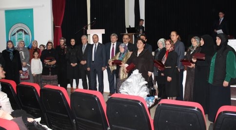 Oya Bezi Yarışmasında Ödüller Sahiplerine Verildi