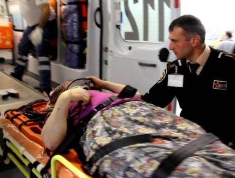 Yahyalı Mahesinde Kesilen Ağaç Kadının üzerine devrildi