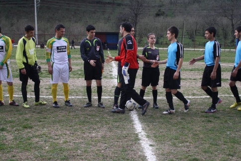 Akyazı Derbisi Yarıda Kaldı 