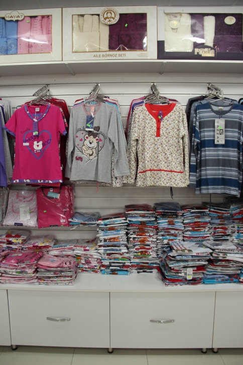 Rengarenk İç Giyim Mağazası Açılıyor