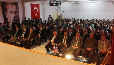 Milli Şair M.Akif Ersoy Düzenlenen Etkinlikle Anıldı