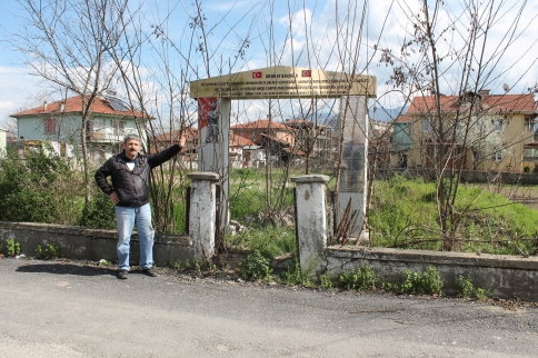 GAZİ’NİN ANISINA SAYGISIZLIK
