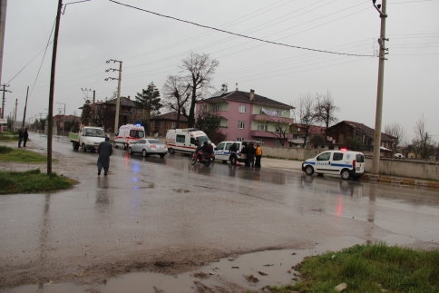 Ambulans Kaza Yaptı