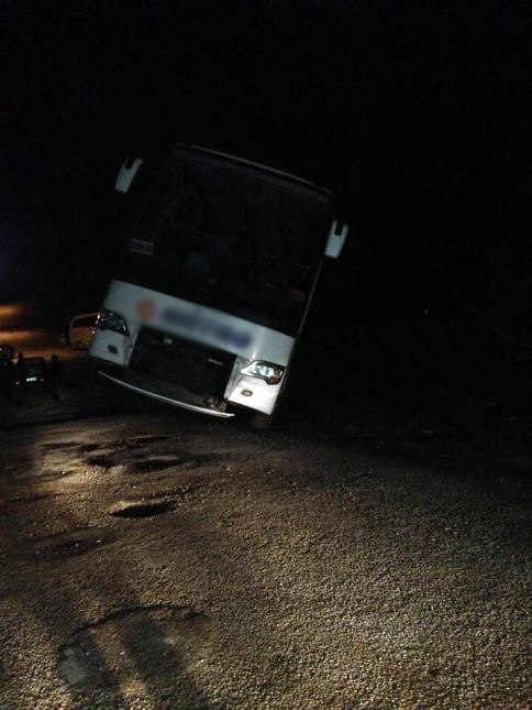 Koca Otobüs Şaha Kalktı