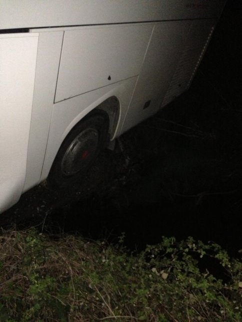 Koca Otobüs Şaha Kalktı