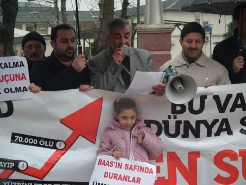 Çocuklar ölüyor duyuyor musunuz?