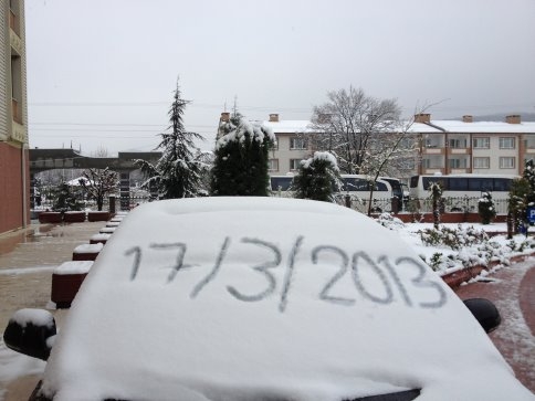 Akyazı'da Kar Sürprizi