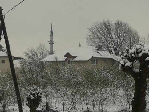 Akyazı'da Kar Sürprizi