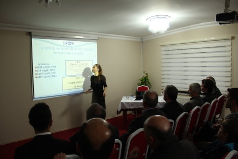 Akyazı'da İş Sağlığı ve Güvenliği Anlatıldı