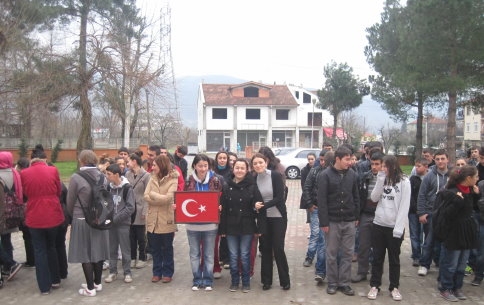 İşmont Meslek Lisesinden Örnek Bir Uygulama “Temiz Sınıfa Albayrak”