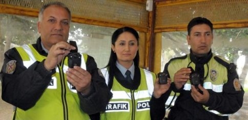 Trafikte yeni dönem: Yaka kamerası