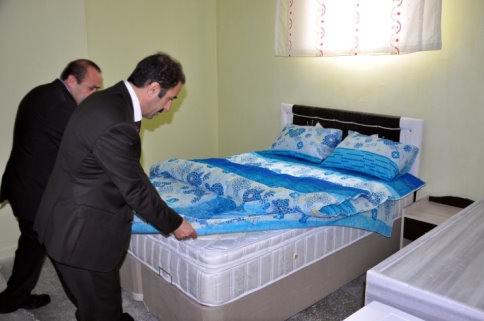 Mahkumlar eşleriyle bu odalarda görüşecek