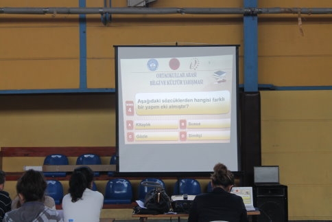 Orta Okullar arası bilgi yarışması yapıldı.