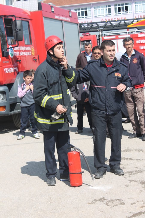 İnönü İlköğretim Okulunda Tatbikat