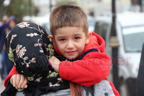 Annenin dikkatsizliği sonucu 3,5 yaşındaki küçük çocuk kayboldu