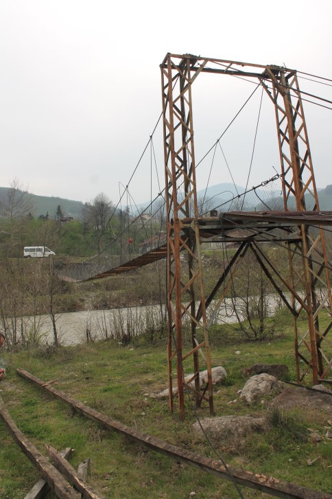 Asma Köprü Onarılıyor