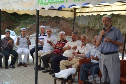 Pazarköy Deprem Şehitlerini Unutmadı