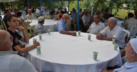 Pazarköy Deprem Şehitlerini Unutmadı