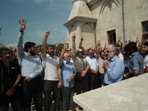 Kuzuluk’ta Gıyabi Cenaze Namazı