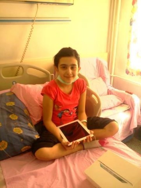 Minik Cemre gözyaşları arasında toprağa verildi